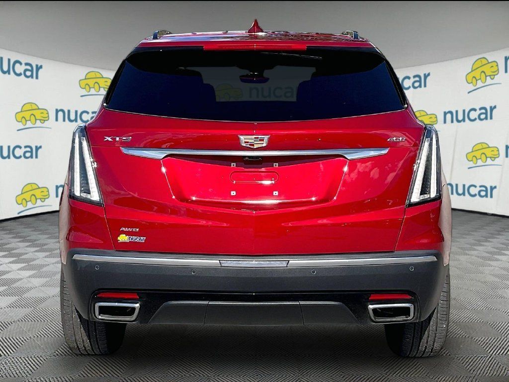 Used 2024 Cadillac XT5 Sportv w/ Technology Package AWD/4WD image 5