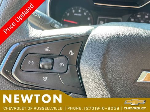 Used 2023 Chevrolet TrailBlazer LT FWD image 14