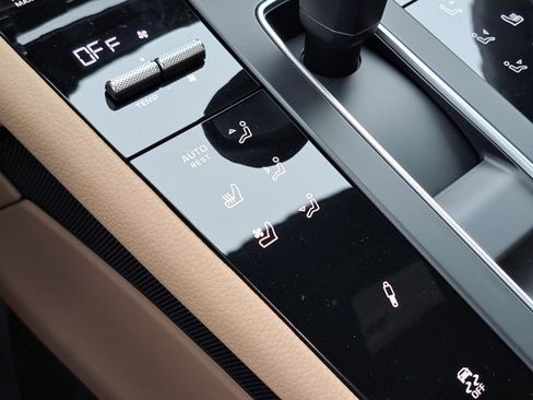 New 2026 Porsche Macan S image 34