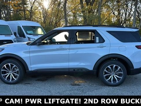 New 2026 Ford Explorer ST-Line image 4