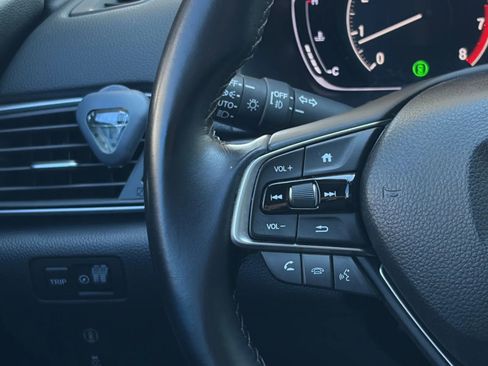Used 2018 Honda Accord EX-L image 30