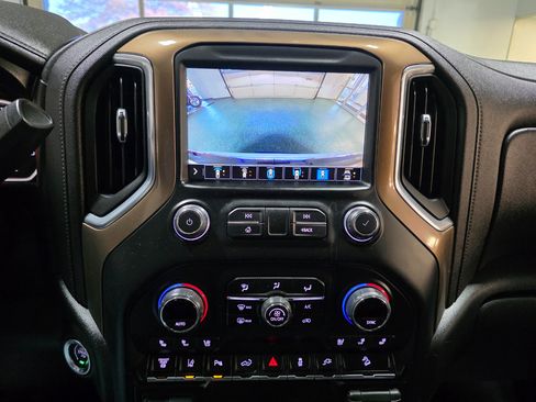 Used 2021 Chevrolet Silverado 3500 High Country w/ Z71 Off-Road Package image 36