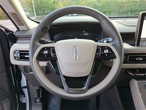 Certified 2024 Lincoln Aviator Reserve w/ Elements Package Plus image 22