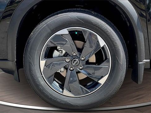 New 2026 Nissan Rogue SV image 12