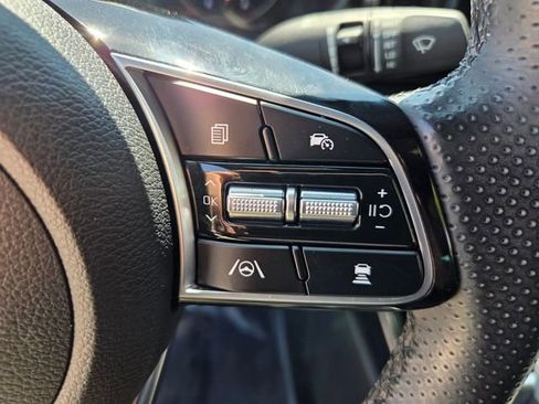 Used 2023 Kia Forte GT-Line w/ GT-Line Technology Package image 17