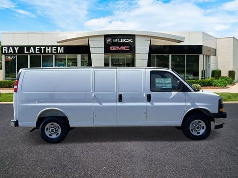 New 2026 GMC Savana 2500 Extended image 6