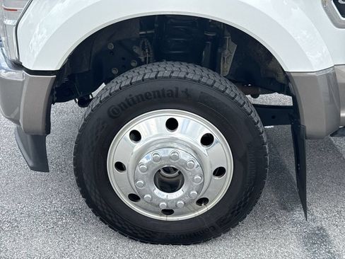 Used 2022 Ford F450 King Ranch w/ King Ranch Ultimate Package AWD/4WD image 10