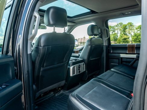 Used 2015 Ford F150 Lariat w/ Equipment Group 502A Luxury AWD/4WD image 13