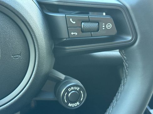 New 2026 Porsche Cayenne image 30