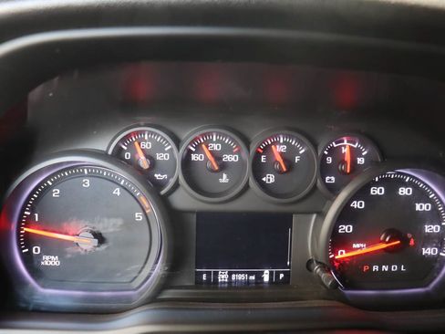 Used 2022 Chevrolet Silverado 2500 Custom w/ Custom Value Package AWD/4WD image 10