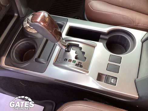 Used 2023 Toyota 4Runner Limited AWD/4WD image 30