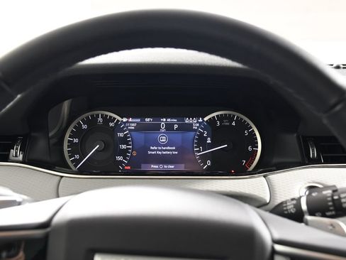 Used 2023 Land Rover Range Rover Evoque R-Dynamic S AWD/4WD image 31
