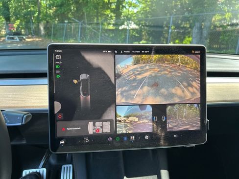 Used 2023 Tesla Model Y Performance AWD/4WD image 17