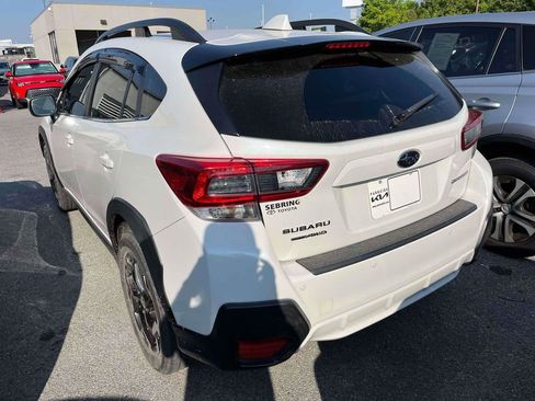 Used 2021 Subaru Crosstrek 2.5i Limited w/ Moonroof Package 2 AWD/4WD image 3