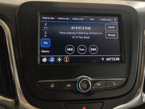 Used 2019 Chevrolet Equinox LS FWD image 25