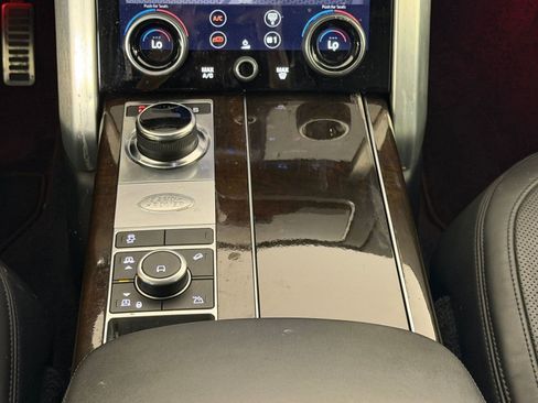 Used 2021 Land Rover Range Rover Westminster Edition image 17
