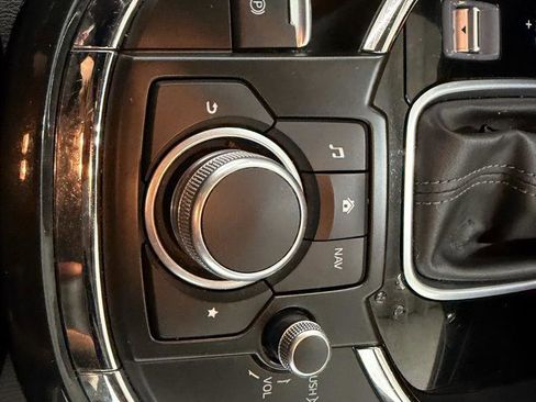 Used 2019 MAZDA CX-9 Touring FWD image 23