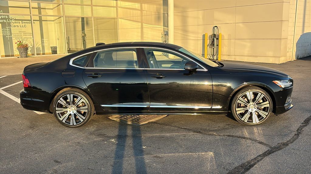 Certified 2023 Volvo S90 B6 Plus AWD/4WD image 27