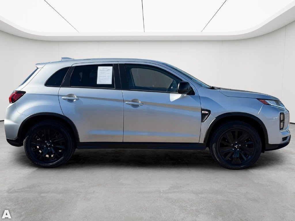 Used 2025 Mitsubishi Outlander Sport ES AWD/4WD image 7