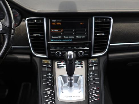 Used 2010 Porsche Panamera Turbo AWD/4WD image 35