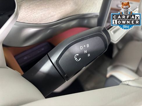 Used 2025 Volkswagen ID. Buzz 1st Edition image 26