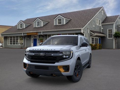 New 2026 Ford Expedition Tremor AWD/4WD image 2