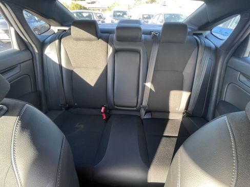 Used 2025 Honda Civic Sport image 36