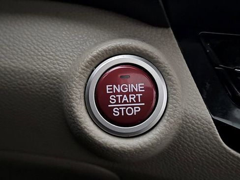 Used 2017 Honda Accord Touring image 24