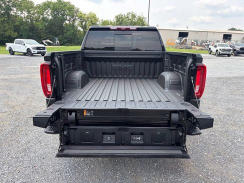 Used 2025 GMC Sierra 1500 Denali Ultimate AWD/4WD image 19
