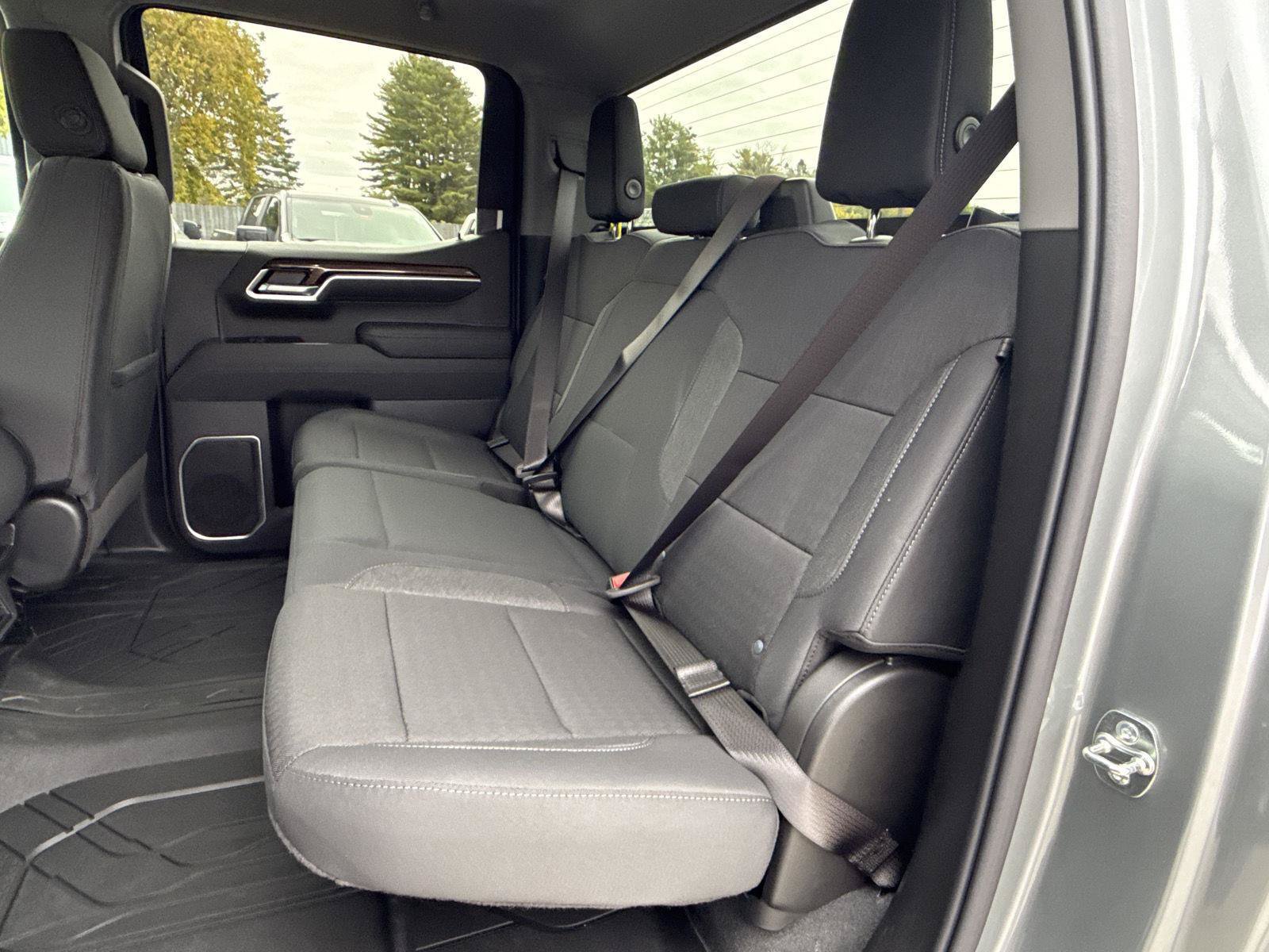 New 2026 Chevrolet Silverado 1500 RST w/ RST Select Package AWD/4WD image 18