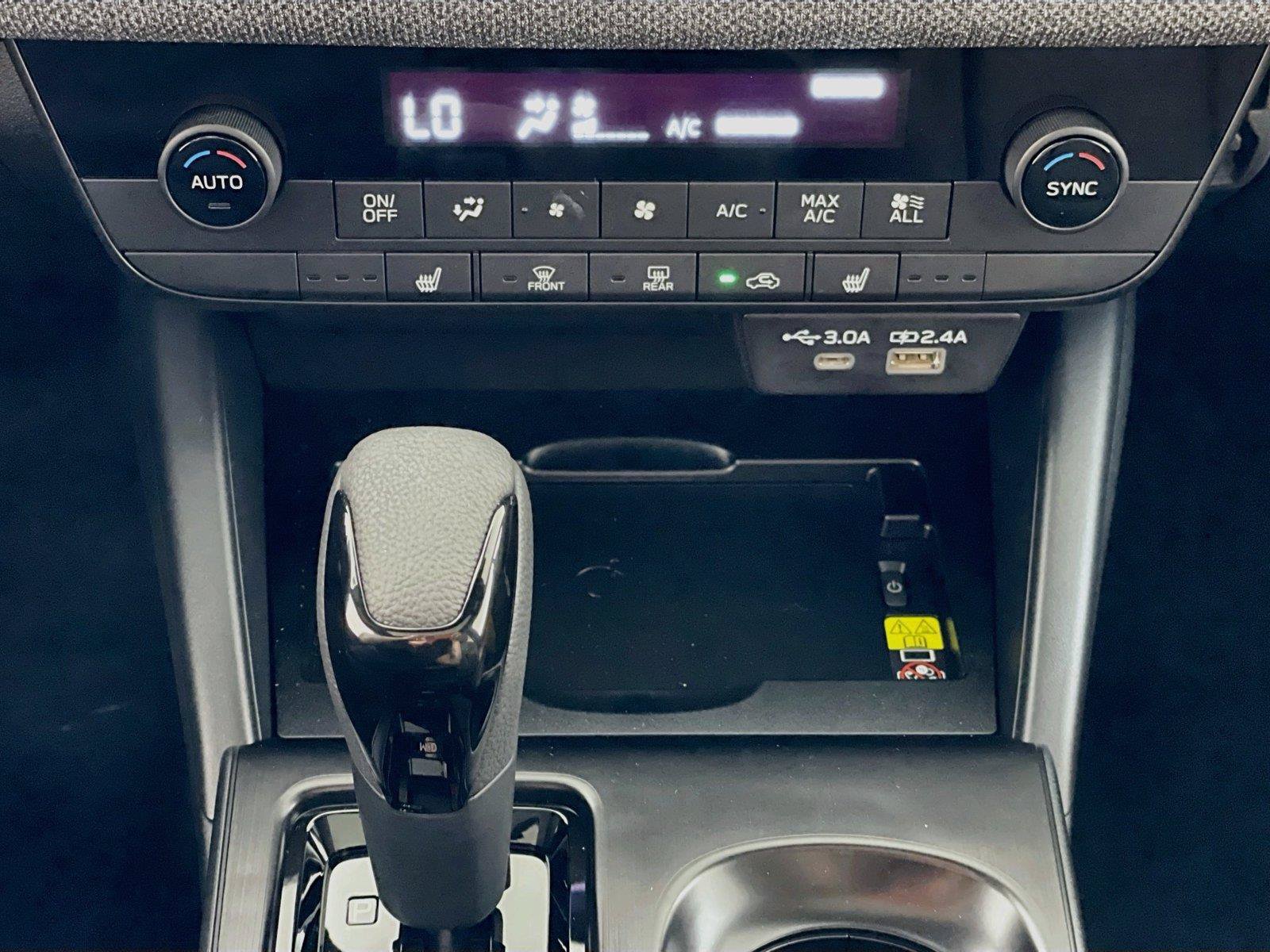 New 2026 Subaru Outback Limited AWD/4WD image 17