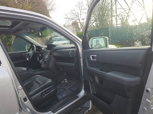 Used 2012 Honda Pilot Touring image 12