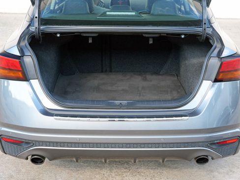 Used 2021 Nissan Altima 2.0 SR FWD image 9