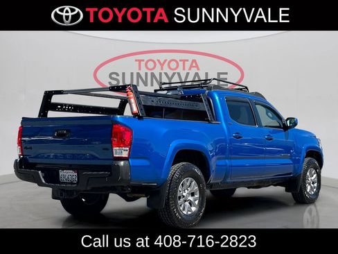 Used 2017 Toyota Tacoma SR5 w/ Tow Package AWD/4WD image 4