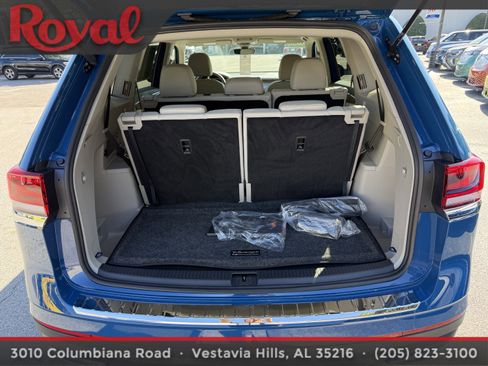 Certified 2025 Volkswagen Atlas SE image 10