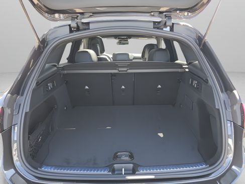 Certified 2026 Mercedes-Benz GLC 300 4MATIC image 6