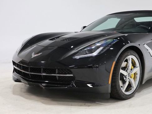 Used 2014 Chevrolet Corvette Stingray Convertible w/ 2LT Preferred Equipment Group RWD image 4