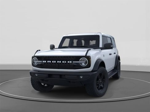 New 2025 Ford Bronco Outer Banks image 2