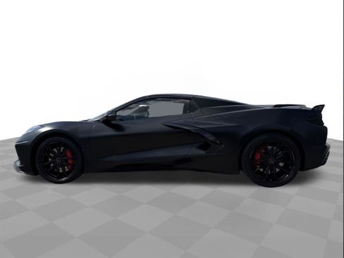 Used 2023 Chevrolet Corvette Stingray Premium Conv w/ Z51 Performance Package RWD image 2