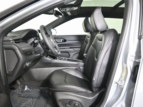 New 2026 Jeep Compass Limited w/ Sun, Sound & Navigation Group image 20