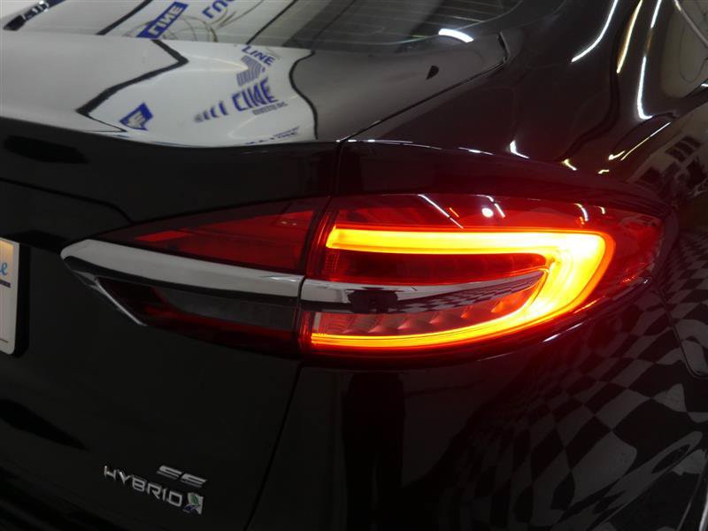 Used 2019 Ford Fusion SE FWD image 15
