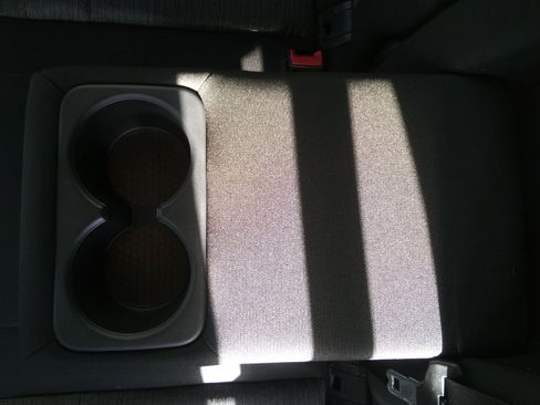 Used 2022 Nissan Rogue SV image 10