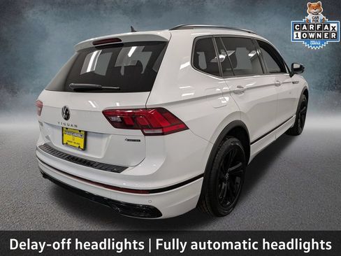 Used 2023 Volkswagen Tiguan SE R-Line AWD/4WD image 5