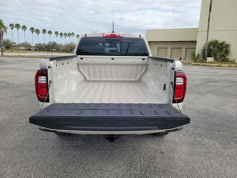 New 2026 GMC Canyon Elevation image 7