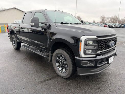 Used 2023 Ford F350 Lariat w/ Lariat Ultimate Package image 7