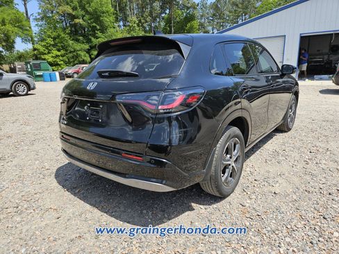 Used 2024 Honda HR-V EX-L image 8