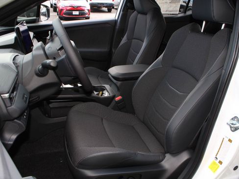 New 2026 Toyota C-HR AWD/4WD image 17