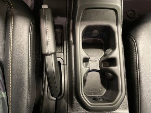 Used 2024 Jeep Wrangler Unlimited Sahara w/ Technology Group AWD/4WD image 57