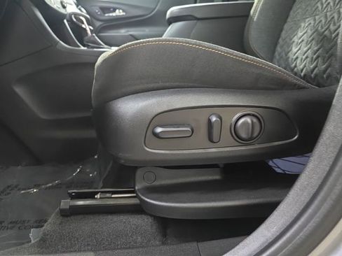 Used 2024 Chevrolet Equinox LT w/ LPO, Floor Liner Package image 29