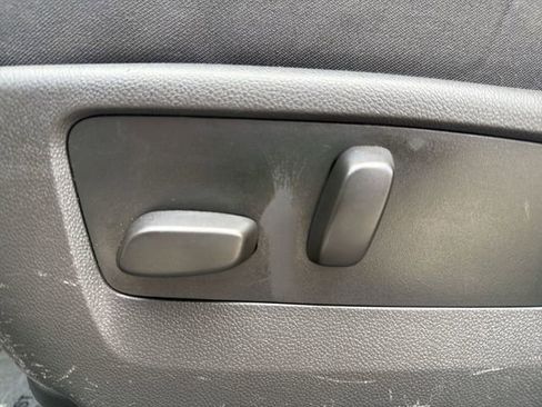 Used 2023 Buick Envision Preferred FWD image 12